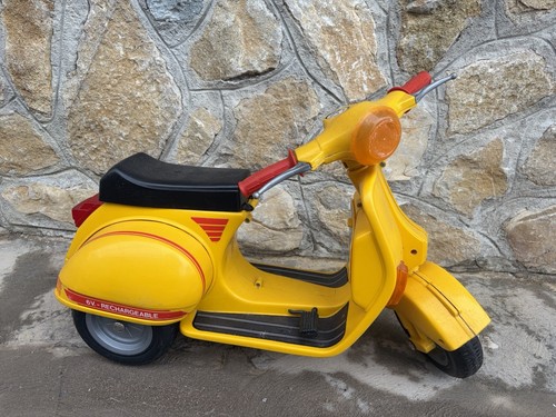 Vespa peg perego gialla - vespa,